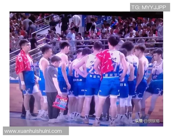 CBA广东队与新疆队最新对决分析及赛后精彩瞬间回顾 CBA广东队与新疆队最新对决分析及赛后精彩瞬间回顾