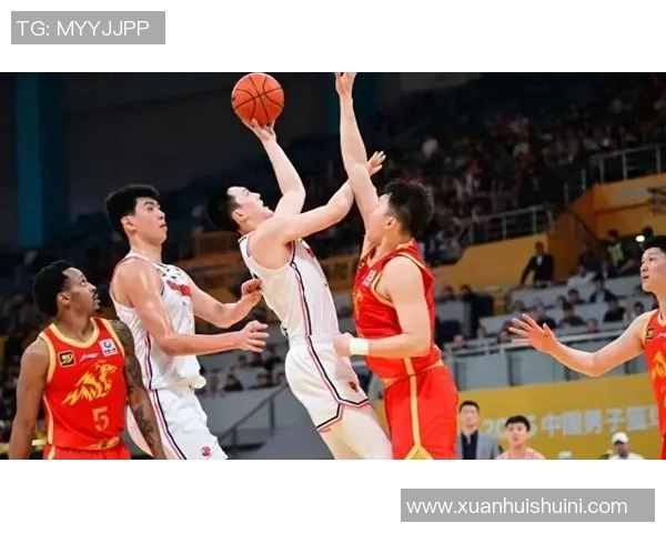 全运会男篮激战广东对决上海谁能在这场巅峰对决中笑到最后